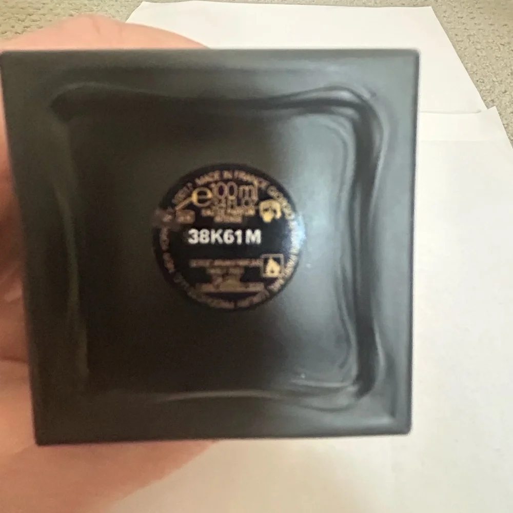 Rare Armani/Prive - Myrhh Imperiale EDP. Discontinued and highly sought after - Picture 3 of 3